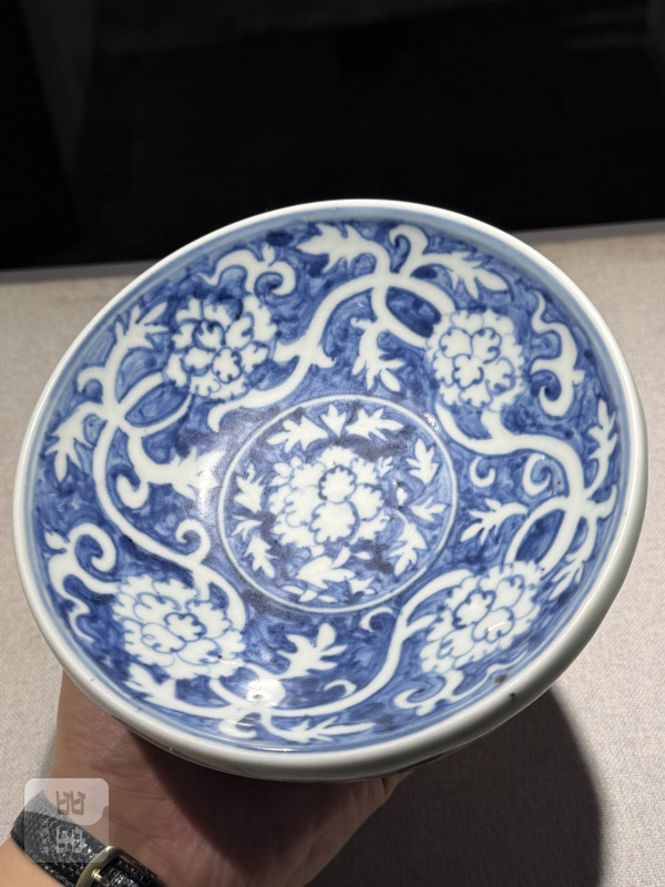 明正德 青花缠枝花卉孔明碗 - 图11